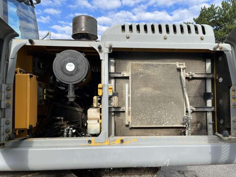 Гусеничний екскаватор Volvo EC220DL: фото 35