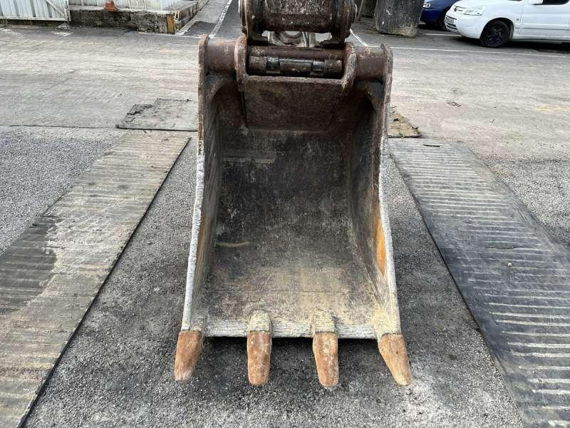 Гусеничний екскаватор Volvo EC220DL: фото 15