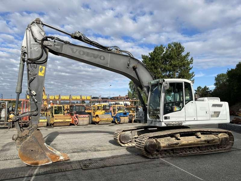 Volvo EC220DL - Гусеничний екскаватор: фото 3 Volvo EC220DL - Гусеничний екскаватор: фото 3