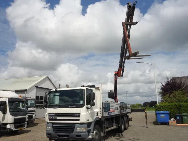 DAF CF 360 6X4 MANUAL GEAR STEELSPRINGS 18,5 TON PALFINKER - Бортова вантажівка/ Платформа, Вантажівка з маніпулятором: фото 3 DAF CF 360 6X4 MANUAL GEAR STEELSPRINGS 18,5 TON PALFINKER - Бортова вантажівка/ Платформа, Вантажівка з маніпулятором: фото 3