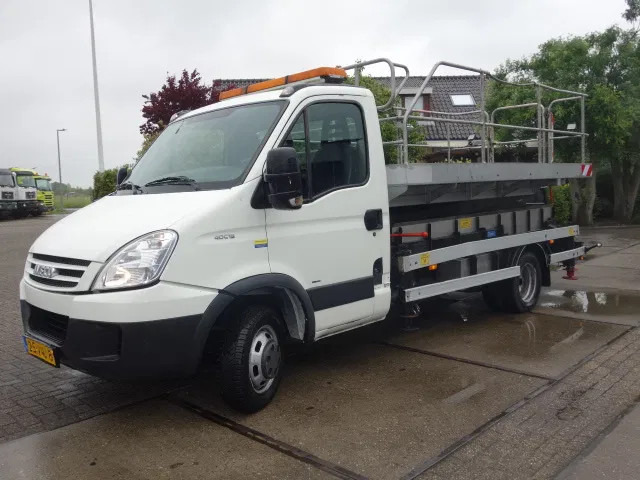 Iveco Daily 40C15 SKY WORKER PLATFORM - Комерційний автомобіль: фото 2 Iveco Daily 40C15 SKY WORKER PLATFORM - Комерційний автомобіль: фото 2