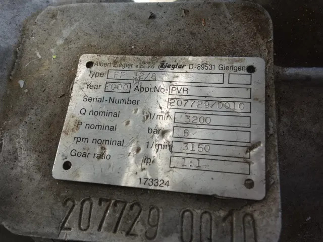 Пожежна машина MAN 15 224-with winch 2500liter tank manual gearbox ,ziegler pomp: фото 15
