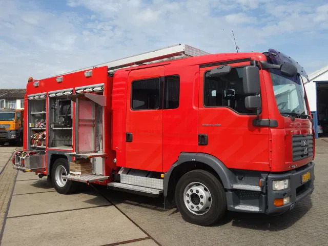 MAN TGM 15.290 15-280 BOMBEROS FIRE TRUCK, 3000 LITER PER MIN - Пожежна машина: фото 5 MAN TGM 15.290 15-280 BOMBEROS FIRE TRUCK, 3000 LITER PER MIN - Пожежна машина: фото 5
