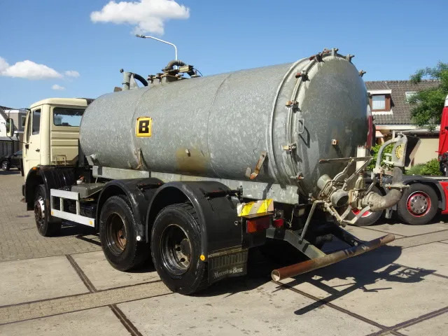 Mercedes-Benz MB 2222 6X4 WATERTANKER WITH PUMP - Вантажівка цистерна: фото 3 Mercedes-Benz MB 2222 6X4 WATERTANKER WITH PUMP - Вантажівка цистерна: фото 3