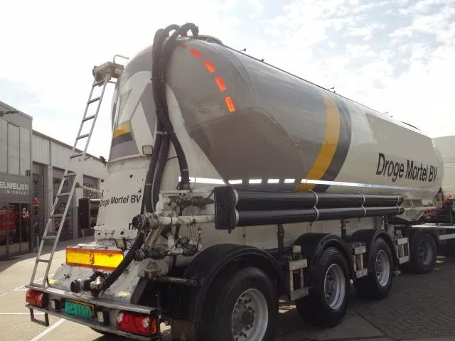 SPITZER 39m3 3 compartments,STOFFILTER, - Напівпричіп цистерна: фото 3 SPITZER 39m3 3 compartments,STOFFILTER, - Напівпричіп цистерна: фото 3