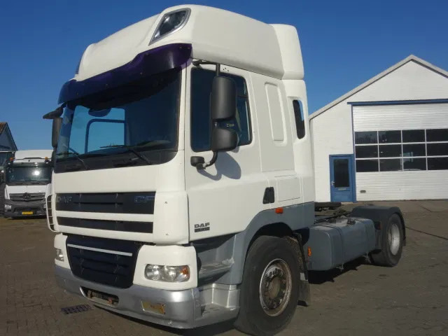 DAF CF 410 - Тягач: фото 1 DAF CF 410 - Тягач: фото 1