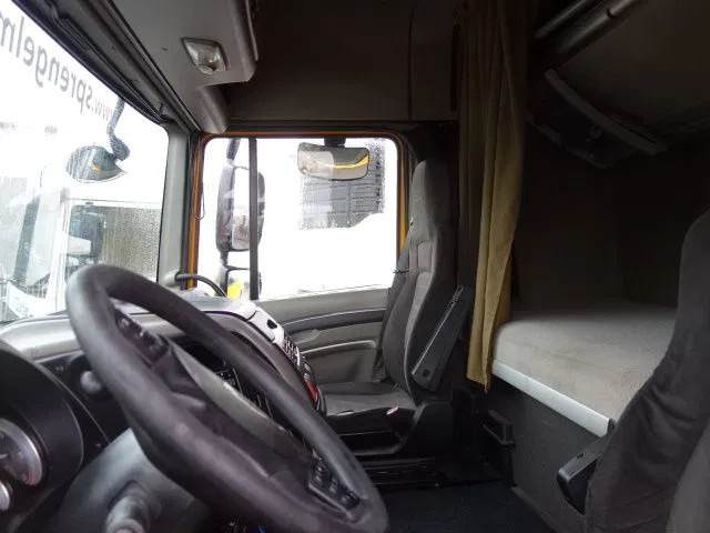 DAF XF 105.460 2 diesel tanken - Тягач: фото 5 DAF XF 105.460 2 diesel tanken - Тягач: фото 5