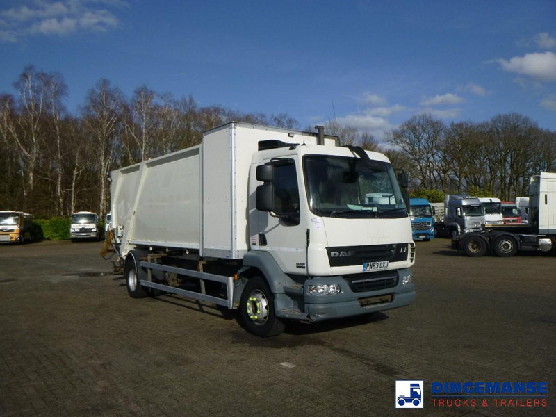 DAF LF 55.220 4X2 RHD Farid refuse truck - Сміттєвози: фото 2 DAF LF 55.220 4X2 RHD Farid refuse truck - Сміттєвози: фото 2