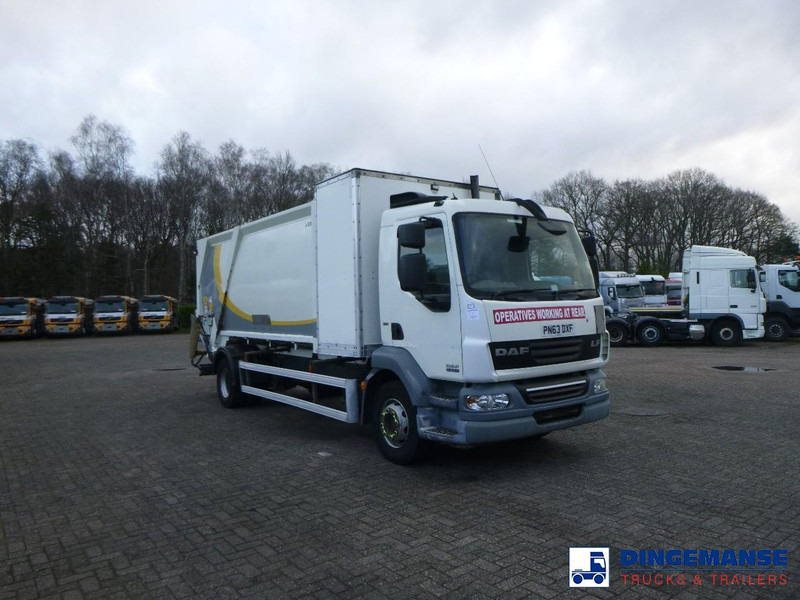 DAF LF 55.220 4X2 RHD Farid refuse truck - Сміттєвози: фото 2 DAF LF 55.220 4X2 RHD Farid refuse truck - Сміттєвози: фото 2