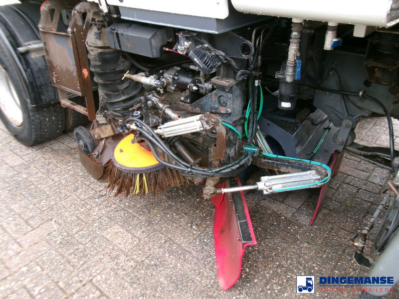 DAF LF 55.220 4x2 Scarab sweeper - Підмітально-прибиральна машина: фото 5 DAF LF 55.220 4x2 Scarab sweeper - Підмітально-прибиральна машина: фото 5