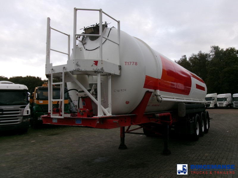 Feldbinder Powder tank alu 41 m3 (tipping) - Напівпричіп цистерна: фото 1 Feldbinder Powder tank alu 41 m3 (tipping) - Напівпричіп цистерна: фото 1