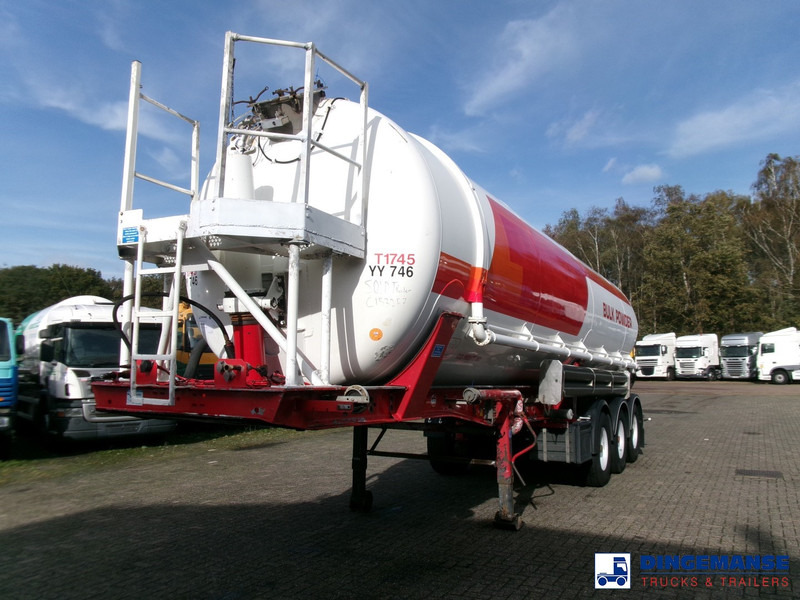 Feldbinder Powder tank alu 41 m3 (tipping) - Напівпричіп цистерна: фото 1 Feldbinder Powder tank alu 41 m3 (tipping) - Напівпричіп цистерна: фото 1
