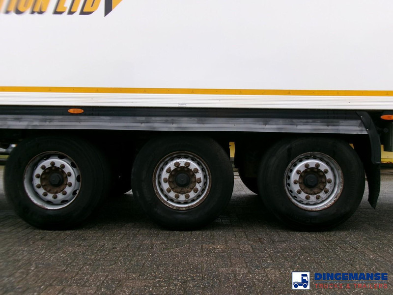 Gray Adams Frigo trailer + Carrier Vector 1850 MT - Рефрижератор напівпричіп: фото 5 Gray Adams Frigo trailer + Carrier Vector 1850 MT - Рефрижератор напівпричіп: фото 5