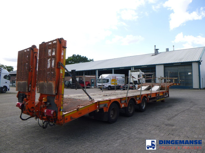 KING 3-axle semi-lowbed trailer 44T + ramps - Низькорамна платформа напівпричіп: фото 4 KING 3-axle semi-lowbed trailer 44T + ramps - Низькорамна платформа напівпричіп: фото 4