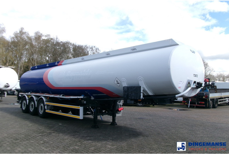 LAG Fuel tank alu 44.5 m3 / 6 comp + pump - Напівпричіп цистерна: фото 2 LAG Fuel tank alu 44.5 m3 / 6 comp + pump - Напівпричіп цистерна: фото 2