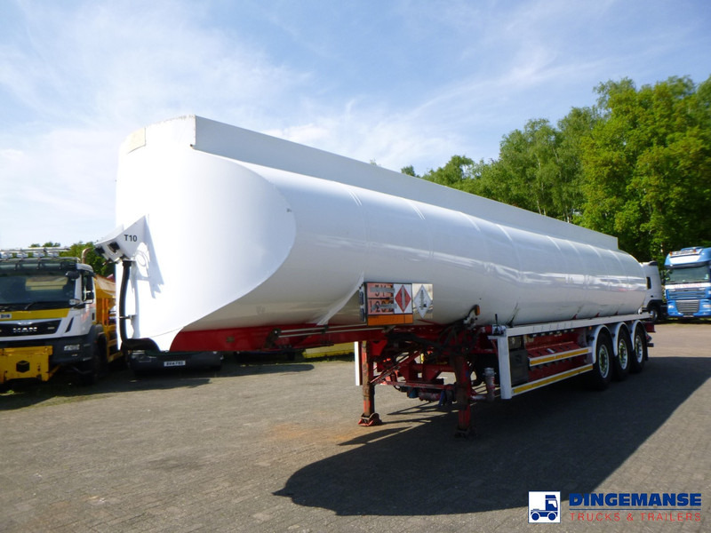 Lakeland Fuel tank alu 42.8 m3 / 6 comp - Напівпричіп цистерна: фото 1 Lakeland Fuel tank alu 42.8 m3 / 6 comp - Напівпричіп цистерна: фото 1