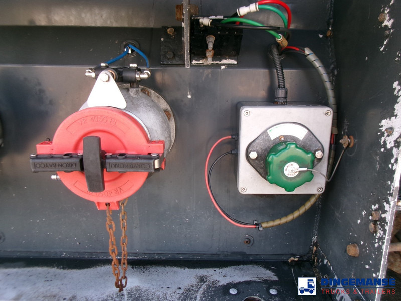 Напівпричіп цистерна Lakeland Fuel tank alu 42.8 m3 / 6 comp + pump: фото 7