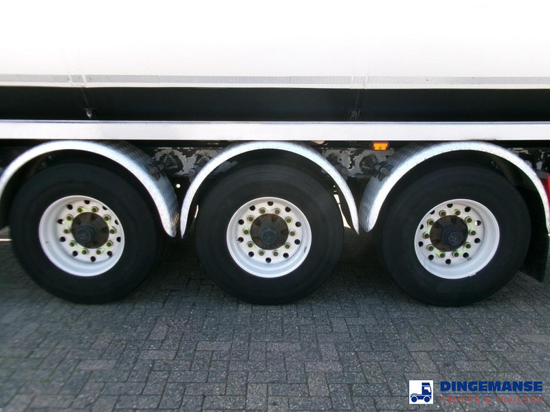 Lakeland Fuel tank alu 43 m3 / 6 comp - Напівпричіп цистерна: фото 5 Lakeland Fuel tank alu 43 m3 / 6 comp - Напівпричіп цистерна: фото 5