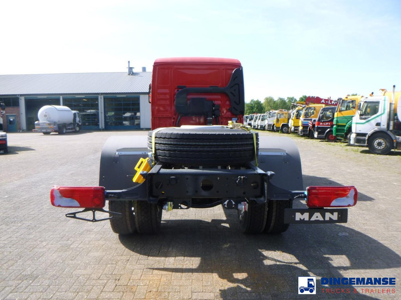 MAN TGM 18.320 4x4 BB chassis / new/unused - Вантажівка шасі: фото 5 MAN TGM 18.320 4x4 BB chassis / new/unused - Вантажівка шасі: фото 5