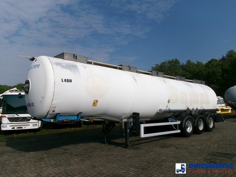 Magyar Chemical tank inox L4BH 34 m3 / 1 comp - Напівпричіп цистерна: фото 1 Magyar Chemical tank inox L4BH 34 m3 / 1 comp - Напівпричіп цистерна: фото 1