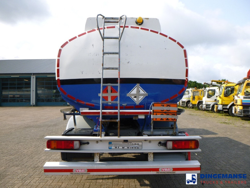Scania P 230 DB 4x2 RHD fuel tank 12.4 m3 / 4 comp - Вантажівка цистерна: фото 5 Scania P 230 DB 4x2 RHD fuel tank 12.4 m3 / 4 comp - Вантажівка цистерна: фото 5