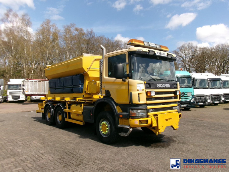 Scania P114-340 CB 6X6 RHD gritter / snow plough - Снігоприбиральна машина: фото 2 Scania P114-340 CB 6X6 RHD gritter / snow plough - Снігоприбиральна машина: фото 2