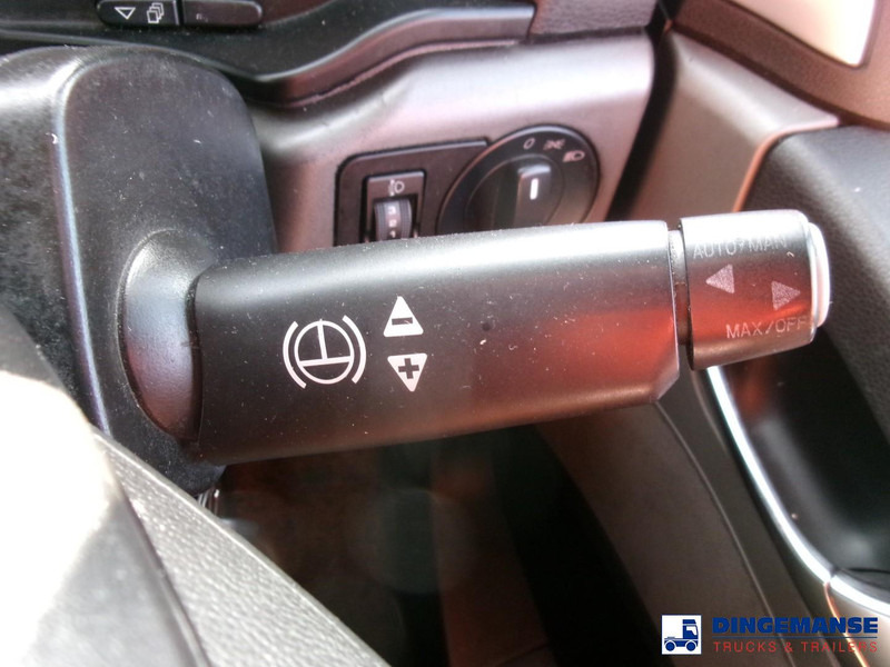 Тягач MAN TGS 24.460 6X2 RHD Euro 6 + ADR: фото 18 Тягач MAN TGS 24.460 6X2 RHD Euro 6 + ADR: фото 18