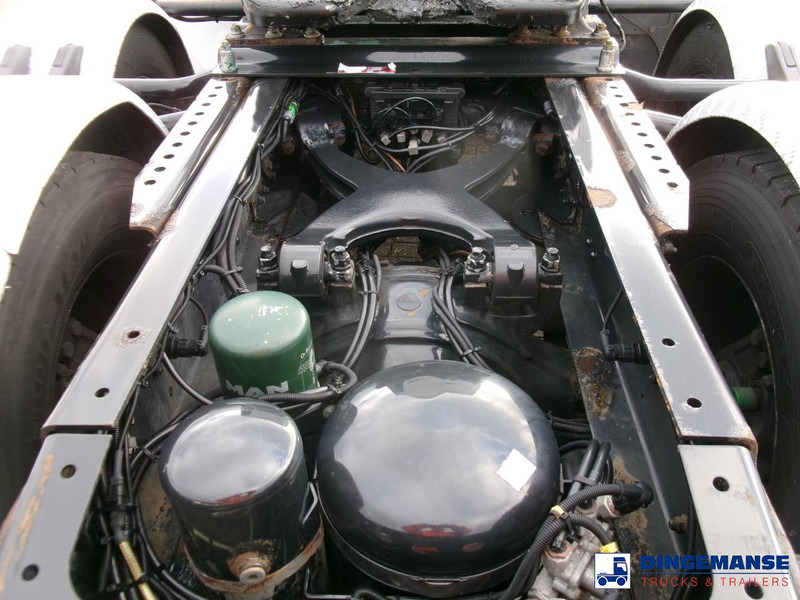 Тягач MAN TGS 24.460 6X2 RHD Euro 6 + ADR: фото 8 Тягач MAN TGS 24.460 6X2 RHD Euro 6 + ADR: фото 8