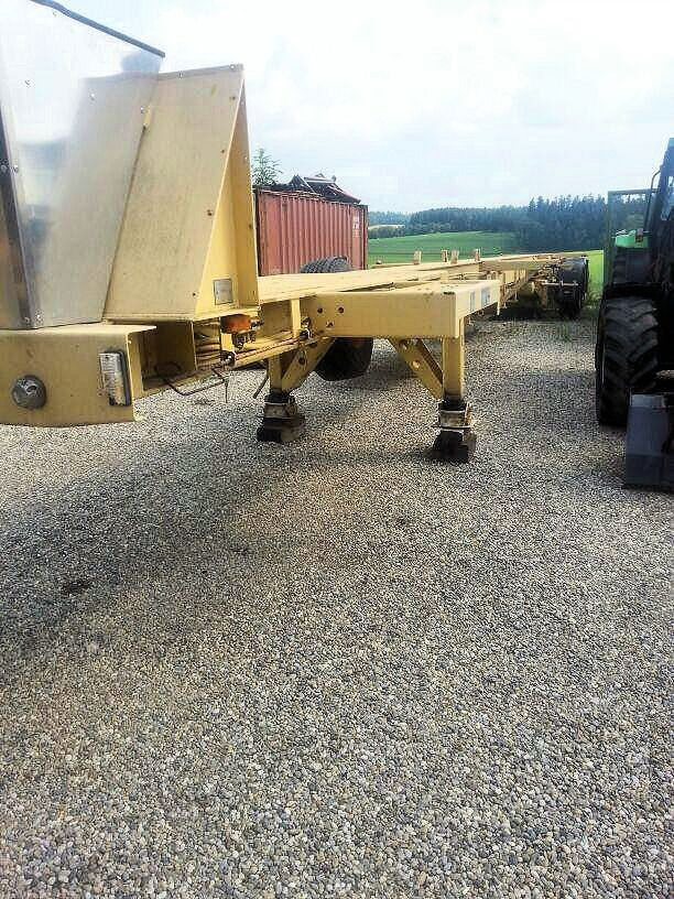 Goldhofer 3-Achs SPZ-DL3-38/80 Spezial 20,5meter + 3xLenk - Низькорамна платформа напівпричіп: фото 3 Goldhofer 3-Achs SPZ-DL3-38/80 Spezial 20,5meter + 3xLenk - Низькорамна платформа напівпричіп: фото 3