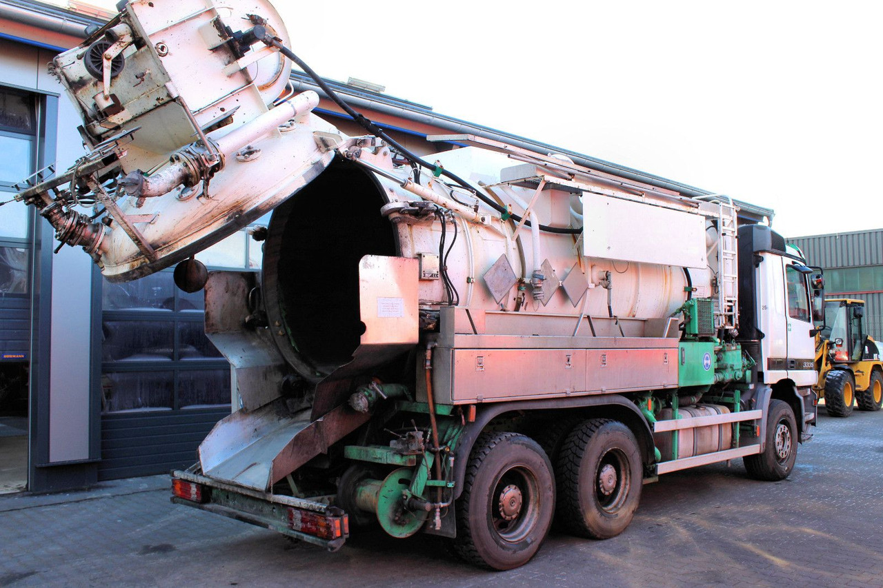 Mercedes-Benz Actros 3335 6x4 Kroll 13m³ HD-Kombi ADR/GGVS V2A - Асенізатори: фото 3 Mercedes-Benz Actros 3335 6x4 Kroll 13m³ HD-Kombi ADR/GGVS V2A - Асенізатори: фото 3