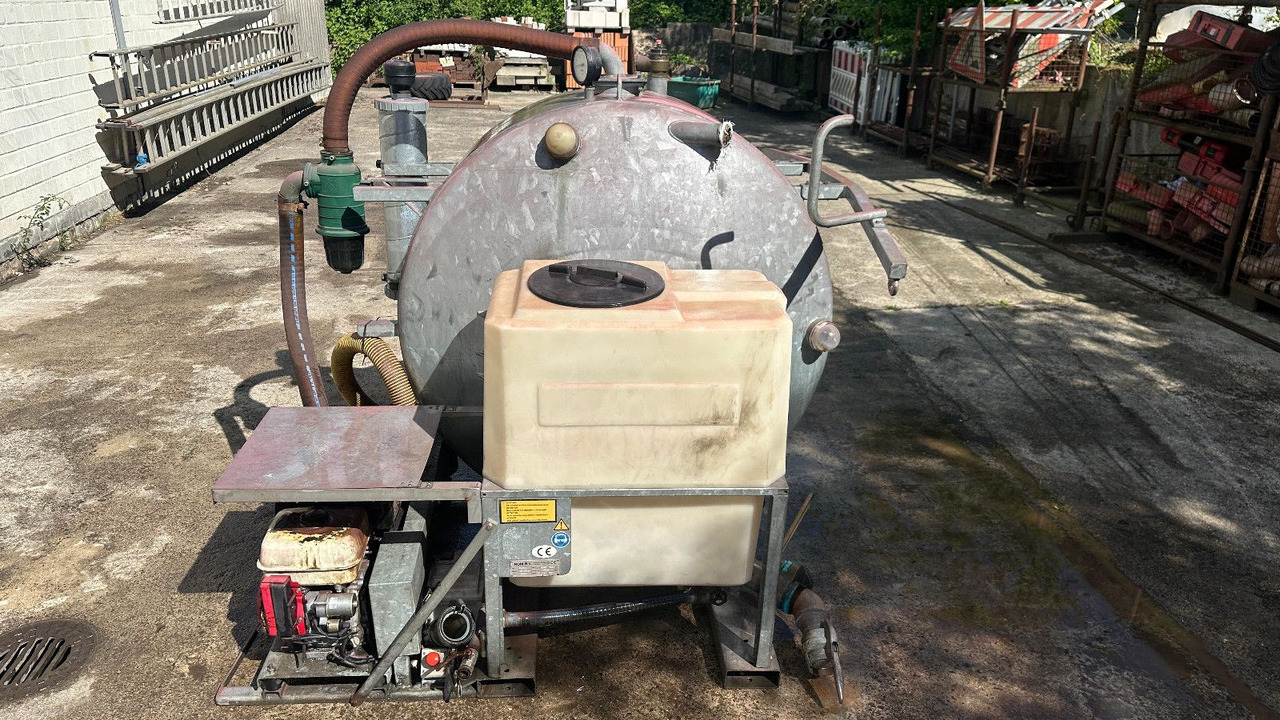 Saug-Druck fass Flexi + 2 Frisch-Wassertaschen - Асенізатори: фото 1 Saug-Druck fass Flexi + 2 Frisch-Wassertaschen - Асенізатори: фото 1