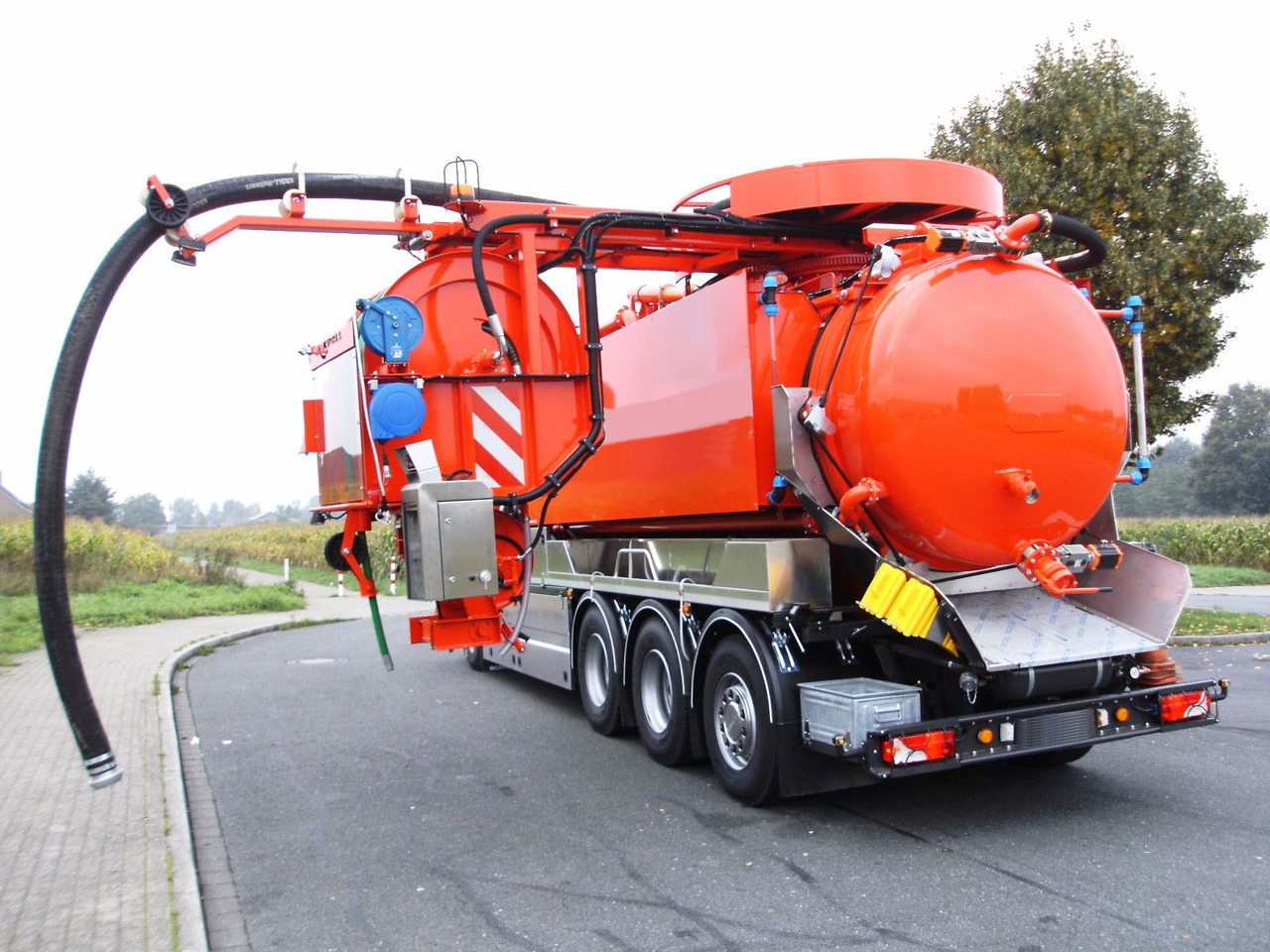 Scania R450 8x4 Kroll 19m³ W-Rückgewinner Kombi-HD +ADR - Асенізатори: фото 2 Scania R450 8x4 Kroll 19m³ W-Rückgewinner Kombi-HD +ADR - Асенізатори: фото 2