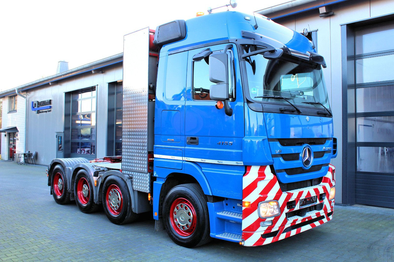 Mercedes-Benz Actros 4155 V8 SLT 8x4 MP3 TITAN 120 tonnen - Тягач: фото 1 Mercedes-Benz Actros 4155 V8 SLT 8x4 MP3 TITAN 120 tonnen - Тягач: фото 1