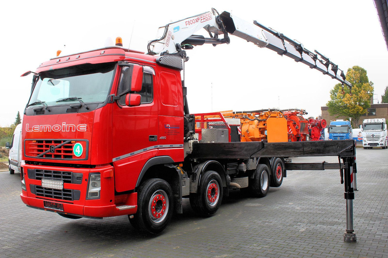 Volvo 480 8x2 Pritsche + FASSI F800XP Kran 6x - Бортова вантажівка/ Платформа, Вантажівка з маніпулятором: фото 3 Volvo 480 8x2 Pritsche + FASSI F800XP Kran 6x - Бортова вантажівка/ Платформа, Вантажівка з маніпулятором: фото 3