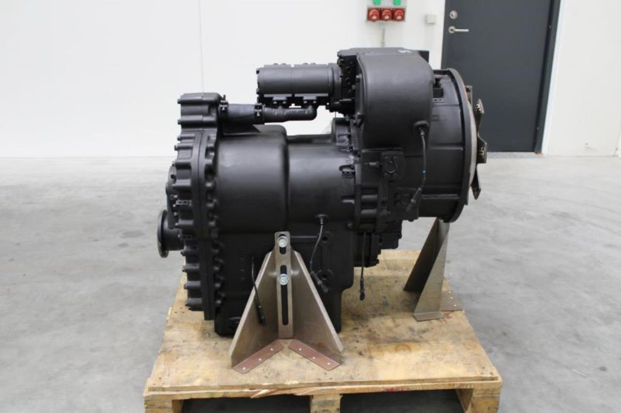 Dana 340TE17313-40 - Трансмісія в категорії Вантажно-розвантажувальна техніка: фото 1 Dana 340TE17313-40 - Трансмісія в категорії Вантажно-розвантажувальна техніка: фото 1