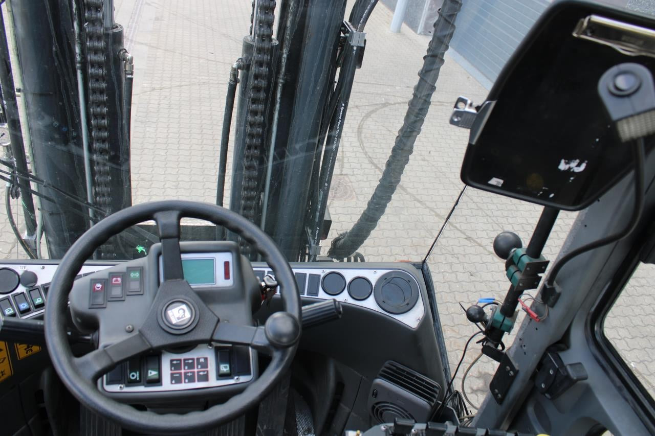 Kalmar DCE80-9 - Дизельний навантажувач: фото 4 Kalmar DCE80-9 - Дизельний навантажувач: фото 4