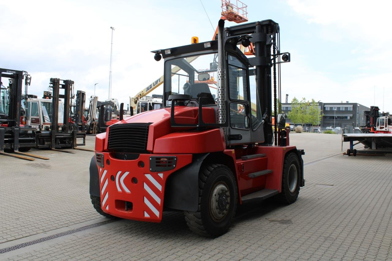 Kalmar DCE90-6 - Дизельний навантажувач: фото 3 Kalmar DCE90-6 - Дизельний навантажувач: фото 3