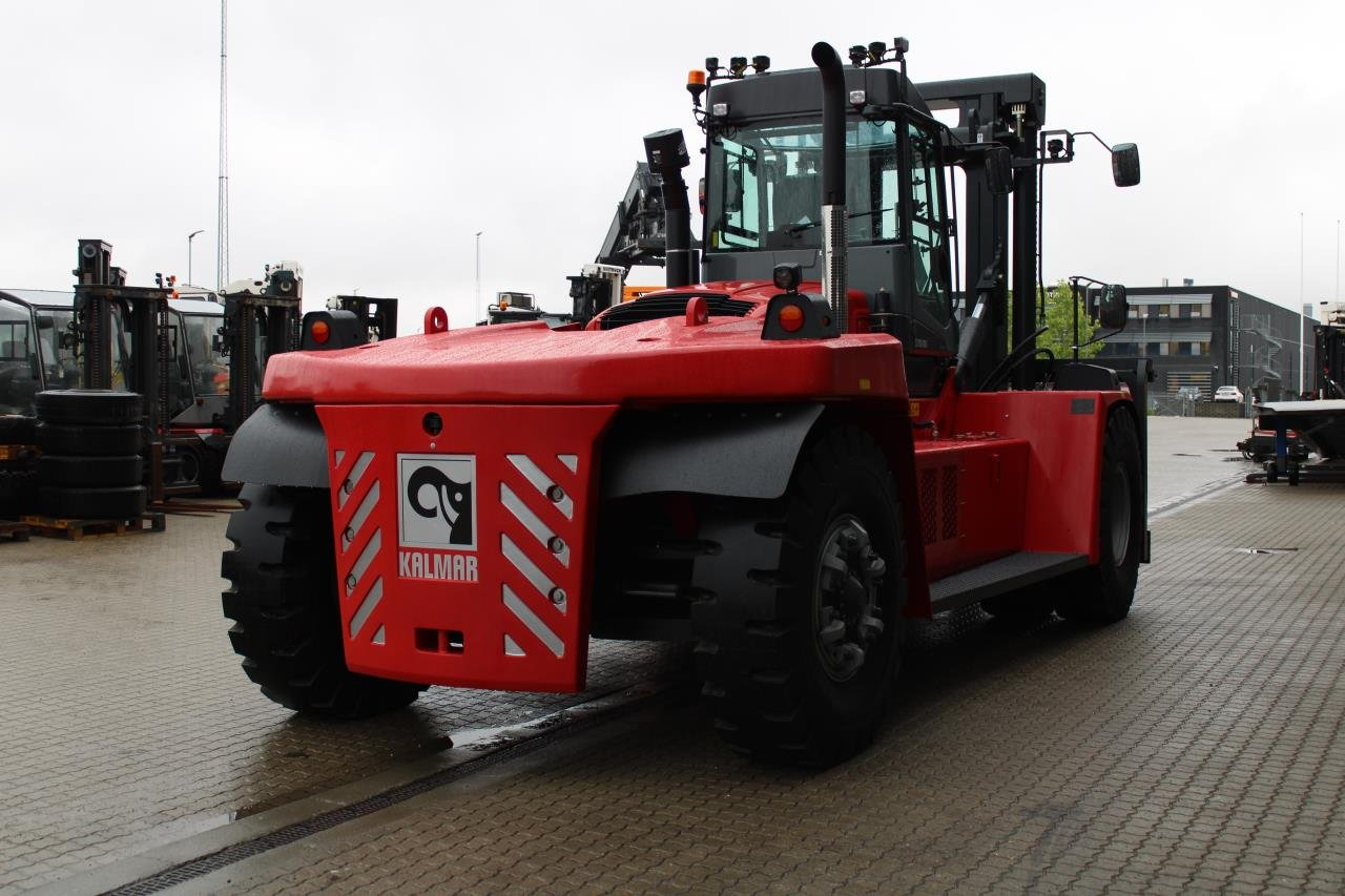 Kalmar DCG330-12LB - Навантажувач контейнерний: фото 3 Kalmar DCG330-12LB - Навантажувач контейнерний: фото 3