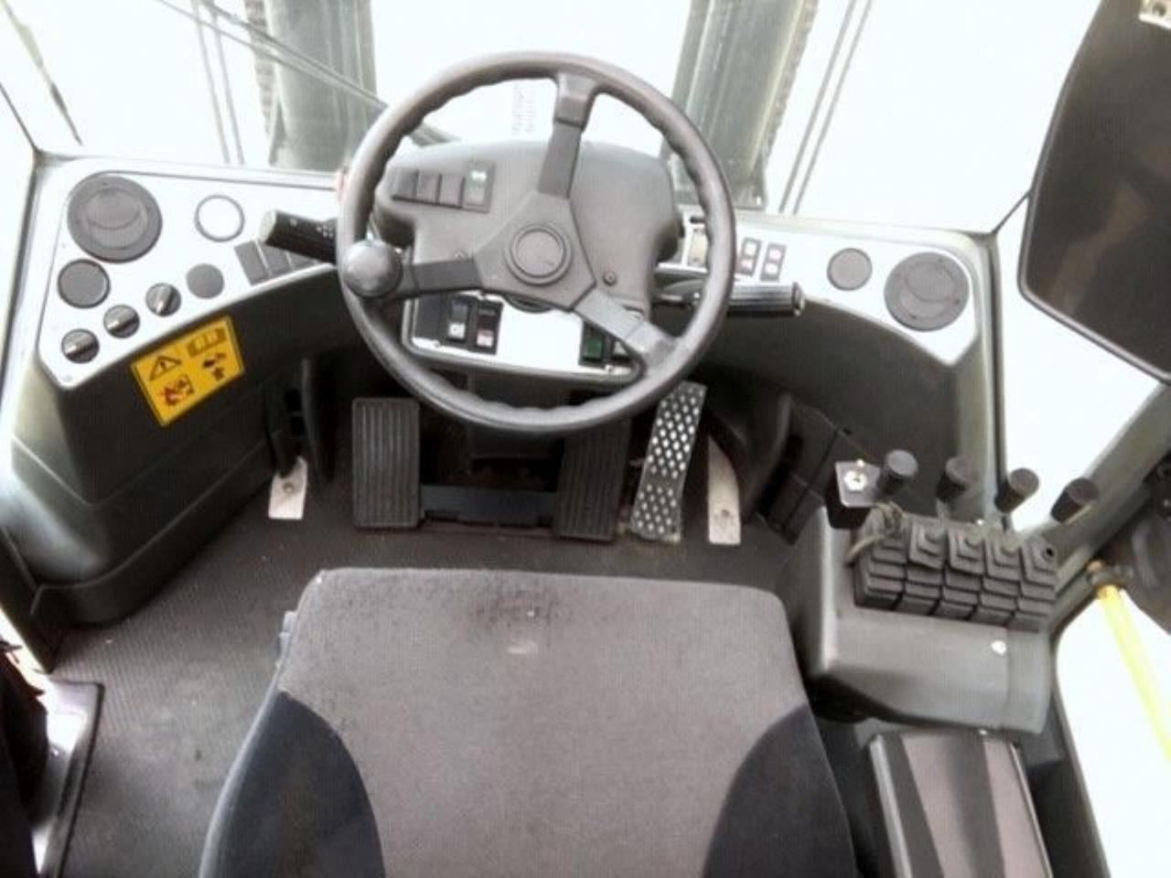 Kalmar ECD80-6 - Електронавантажувач: фото 4 Kalmar ECD80-6 - Електронавантажувач: фото 4