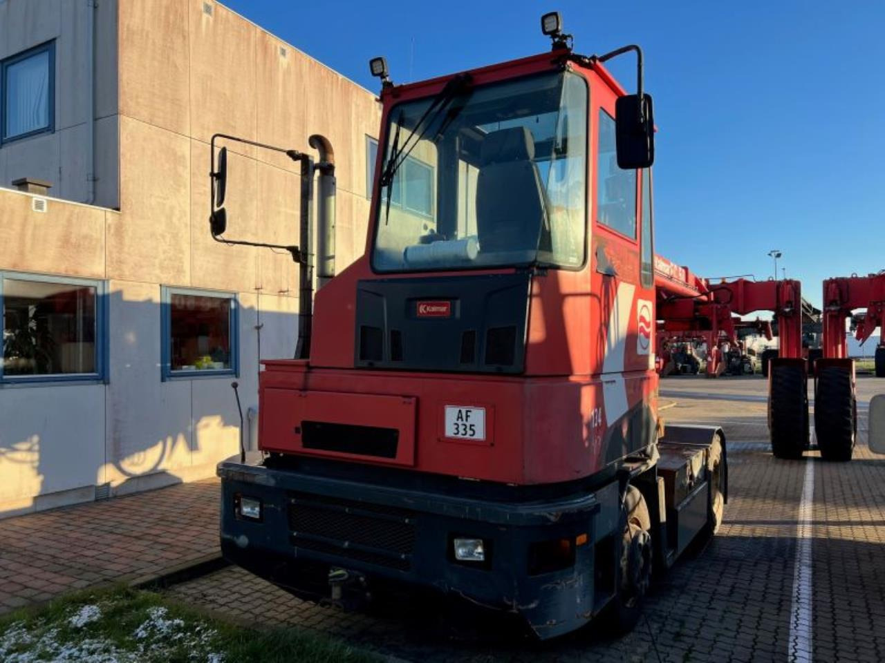 Kalmar TT618 - Термінальний трактор: фото 1 Kalmar TT618 - Термінальний трактор: фото 1