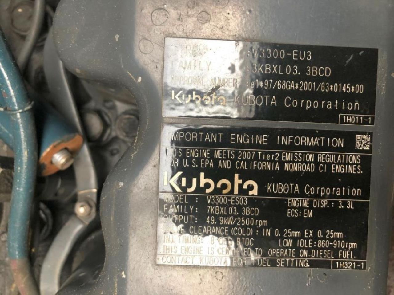 Kubota V3300-EU3 - Двигун: фото 3 Kubota V3300-EU3 - Двигун: фото 3