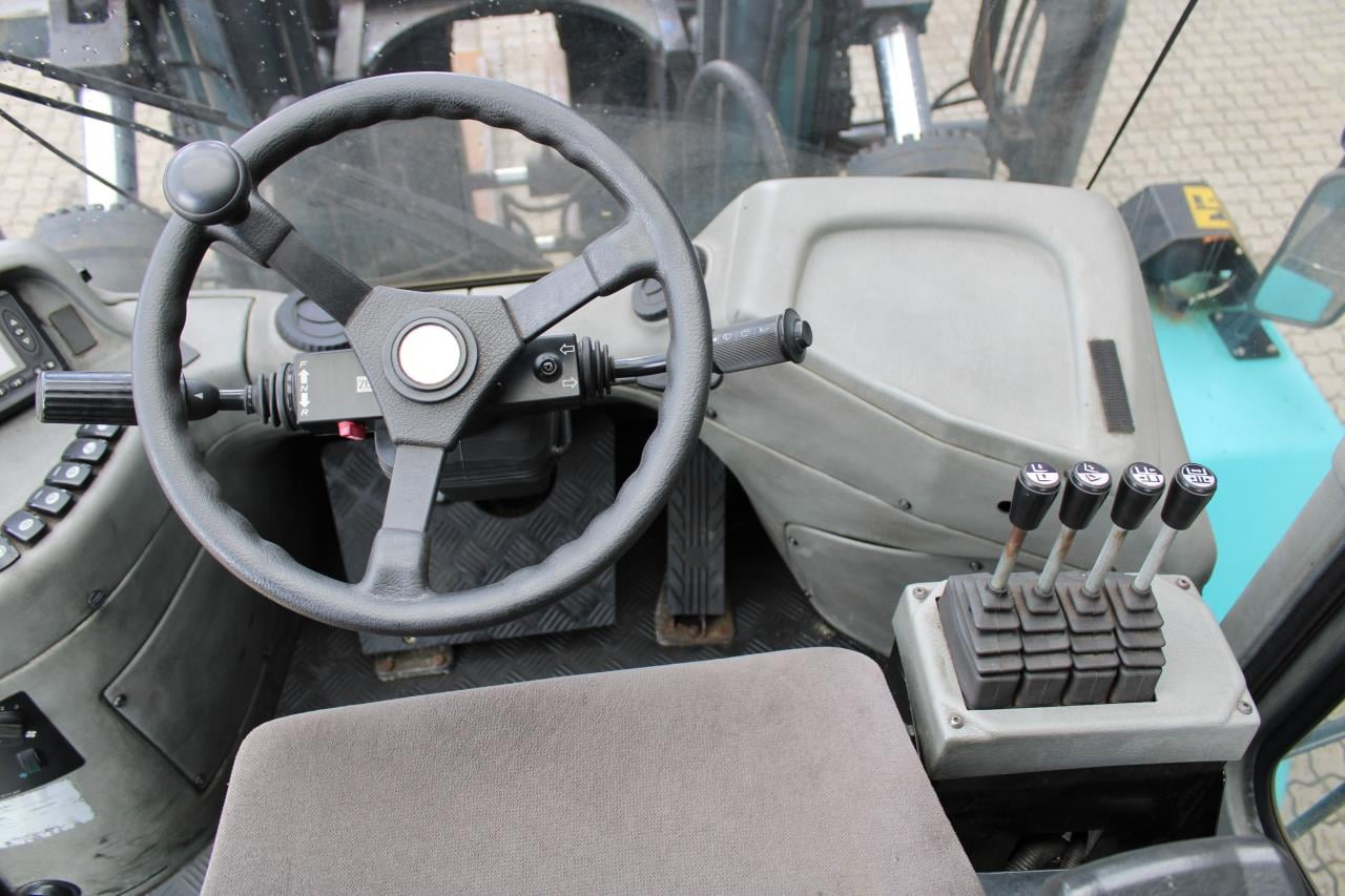 SMV SL25-1200B - Дизельний навантажувач: фото 4 SMV SL25-1200B - Дизельний навантажувач: фото 4