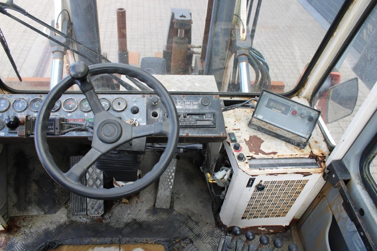 SveTruck 10-900 - Дизельний навантажувач: фото 4 SveTruck 10-900 - Дизельний навантажувач: фото 4