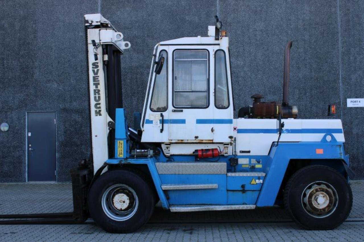 SveTruck 1090-32 - Дизельний навантажувач: фото 1 SveTruck 1090-32 - Дизельний навантажувач: фото 1