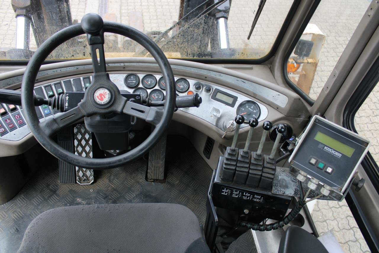 SveTruck 1460 - Дизельний навантажувач: фото 4 SveTruck 1460 - Дизельний навантажувач: фото 4