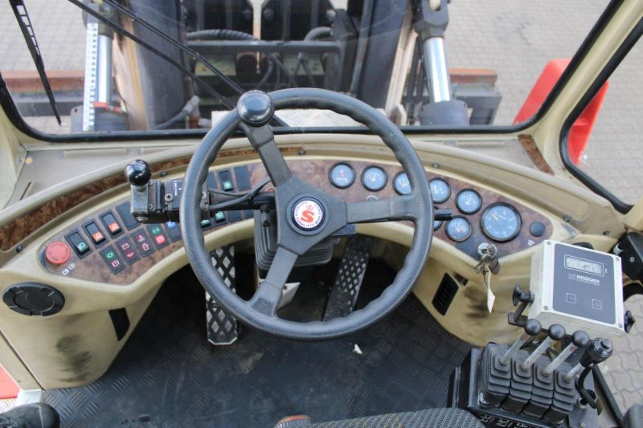 SveTruck 16120-38 - Дизельний навантажувач: фото 4 SveTruck 16120-38 - Дизельний навантажувач: фото 4