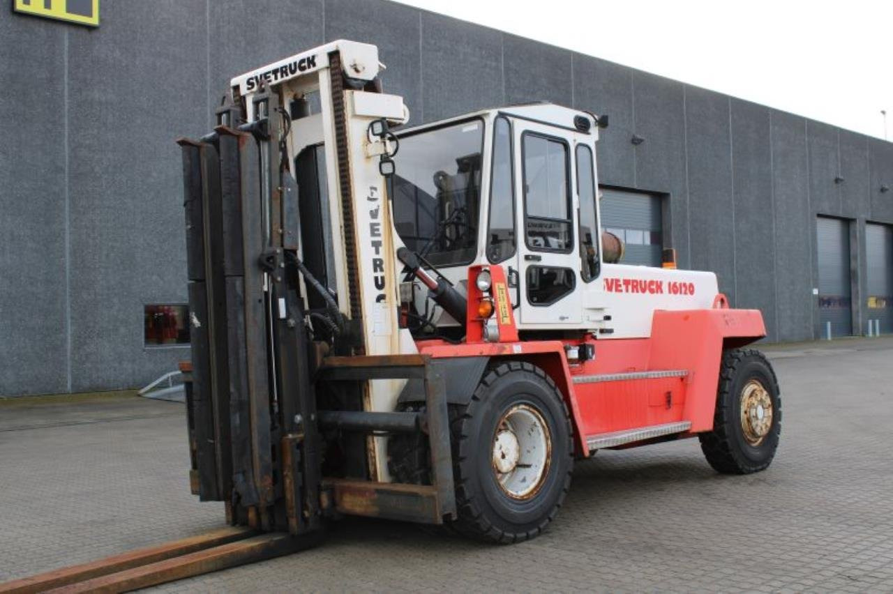 SveTruck 16120-38 - Дизельний навантажувач: фото 2 SveTruck 16120-38 - Дизельний навантажувач: фото 2