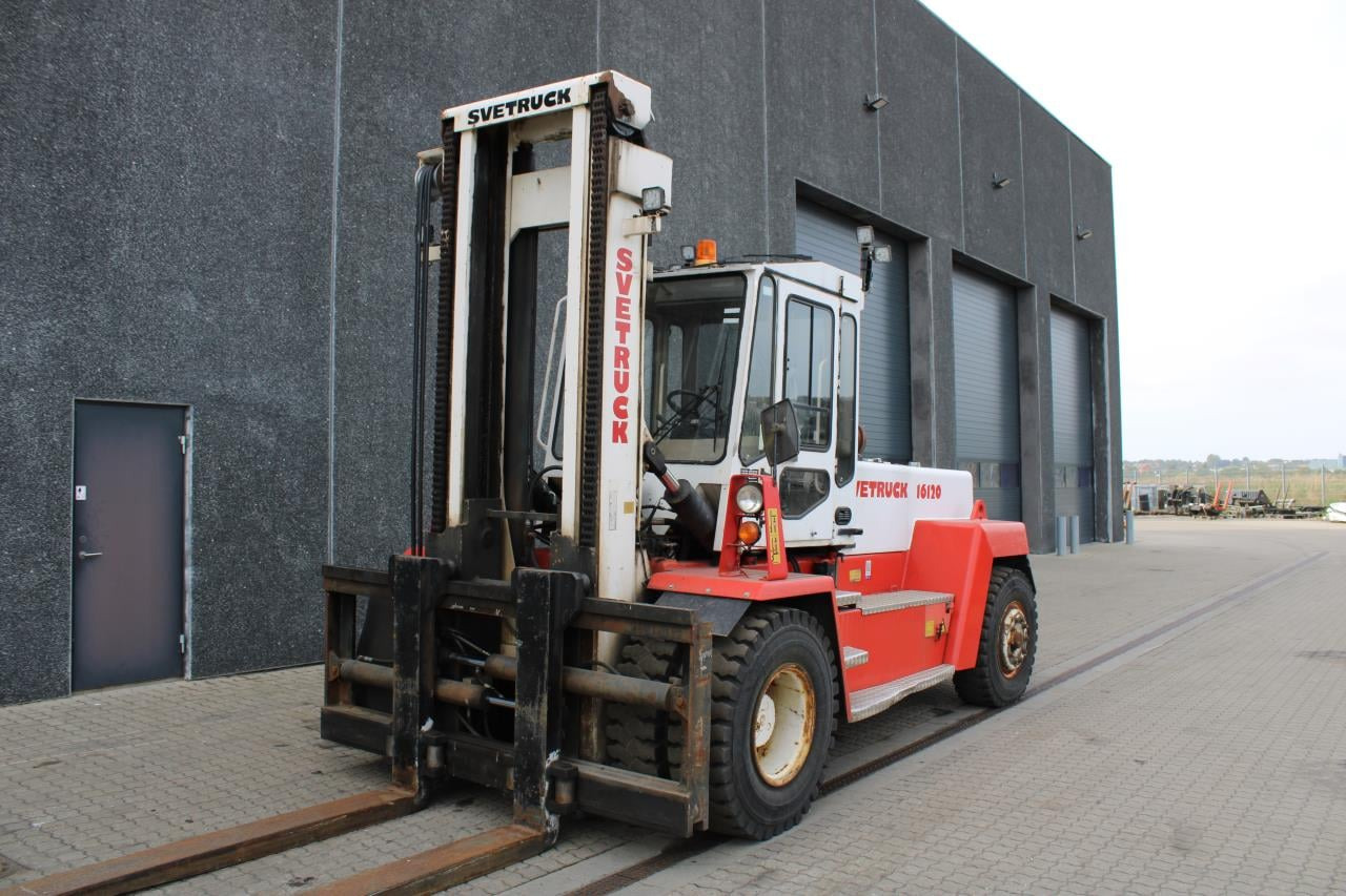 SveTruck 16120 - Дизельний навантажувач: фото 3 SveTruck 16120 - Дизельний навантажувач: фото 3