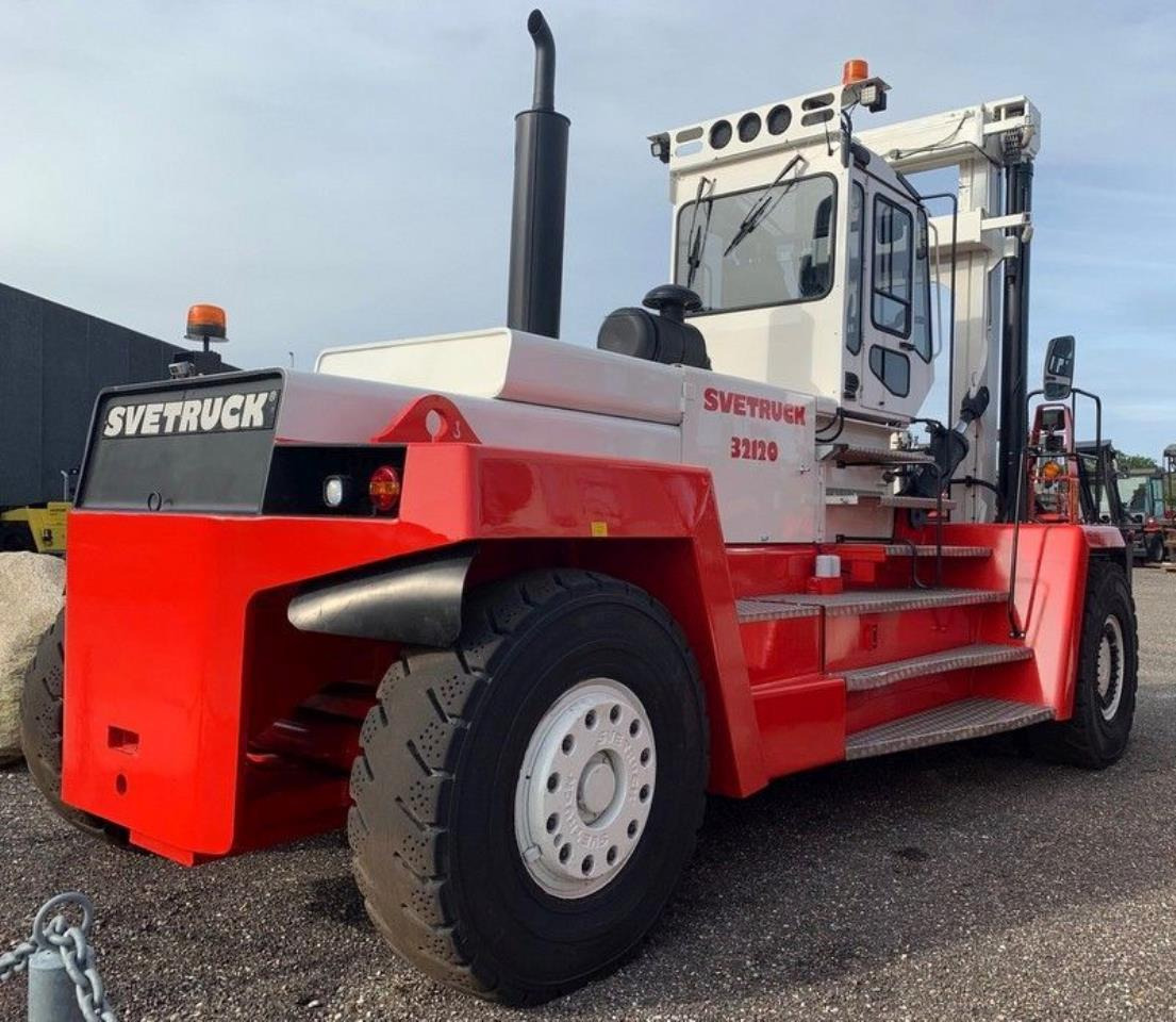 SveTruck 32120-50 - Дизельний навантажувач: фото 3 SveTruck 32120-50 - Дизельний навантажувач: фото 3