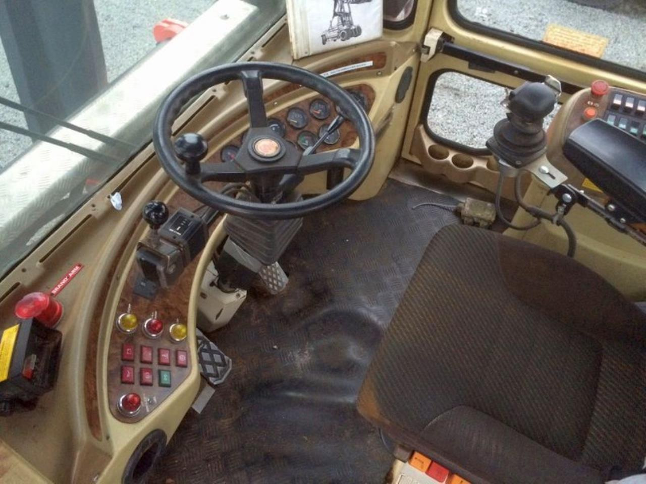 SveTruck TMF 28-21 - Дизельний навантажувач: фото 4 SveTruck TMF 28-21 - Дизельний навантажувач: фото 4